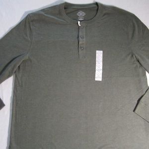 NWT St John's Bay Legacy Men T Shirt